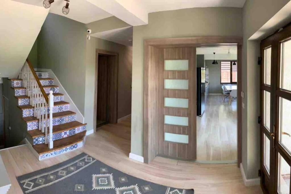 Casa Andreea. Cheerful 4-Bedroom Villa Bod Extérieur photo