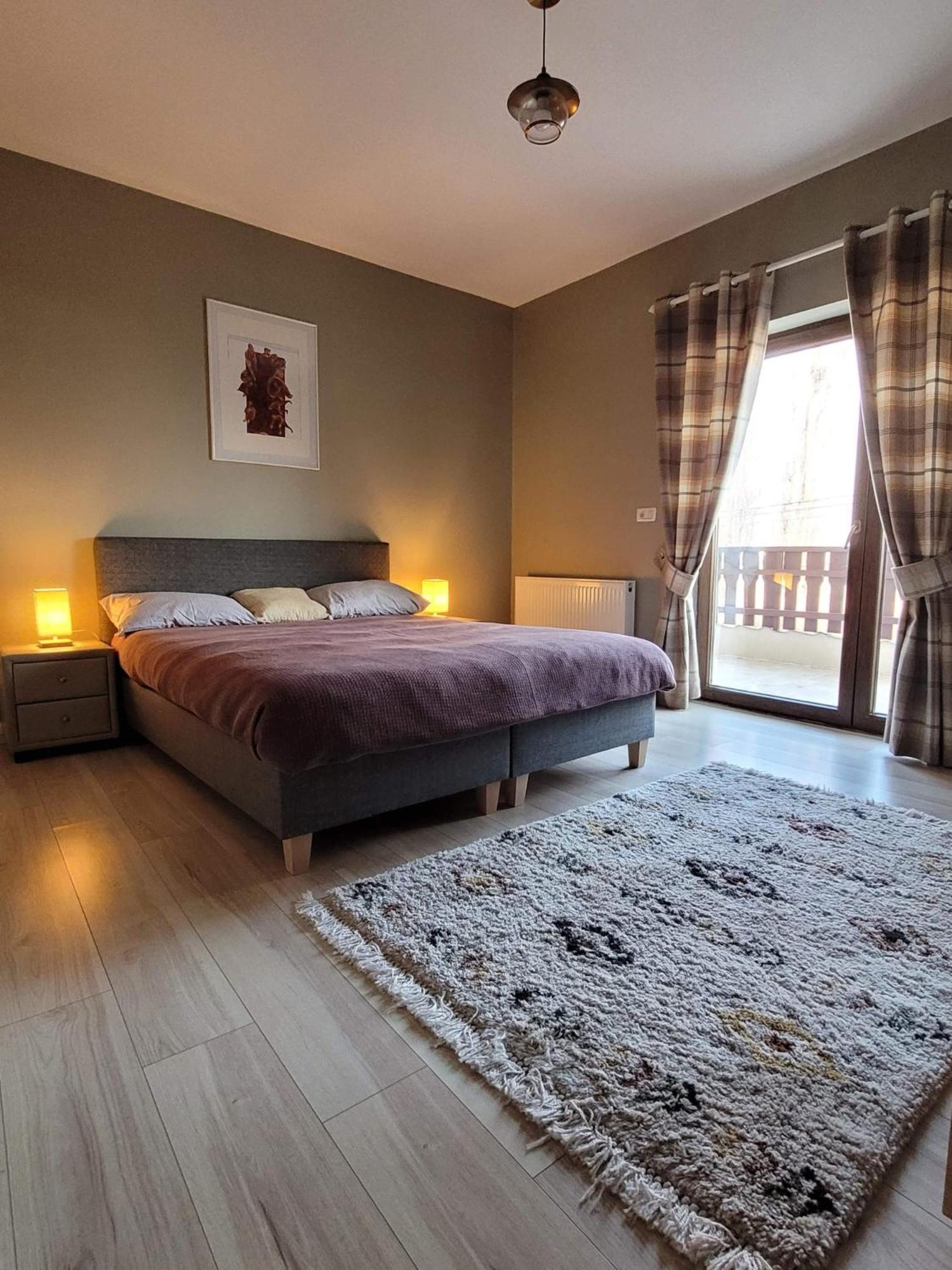Casa Andreea. Cheerful 4-Bedroom Villa Bod Extérieur photo